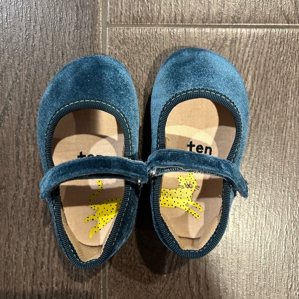 Kids Velvet Mary Jane Dress Shoes - Teal